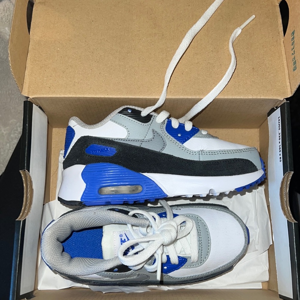 NEW Jordan 1 mid 11C